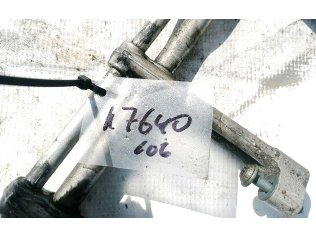 Топливная рампа    Volkswagen Phaeton  