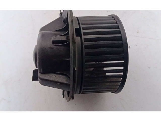 Вентилятор печки 1K1819015C Volkswagen Caddy