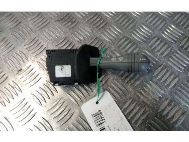 Ручка стеклоочистителей 7701054306   Renault Twingo I