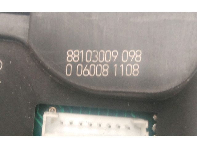 Ручка стеклоочистителей 8201590631 Renault Clio III