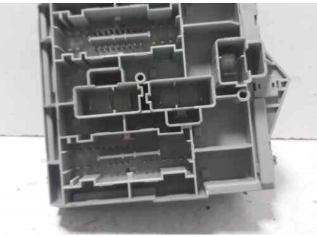 Блок предохранителей 60689045 Alfa Romeo 166