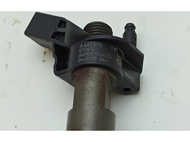 Форсунка A6420701387, 0445115064    Chrysler 300 - 300C   