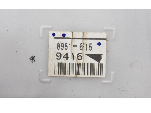 Блок предохранителей 82730-53021, 82730-53021 Lexus IS 220D-250-350