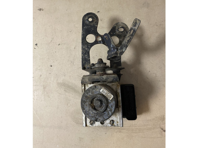 Блок АБС 2K0907379A Volkswagen Caddy 2004 - 2010 года