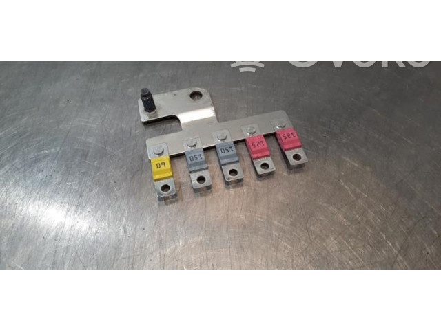 Pojistková skříňka 9J1937522 Porsche Taycan 9J1 2022