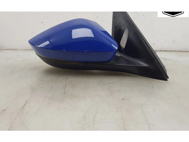 Зеркало (механическое)       Skoda Scala   -  года   