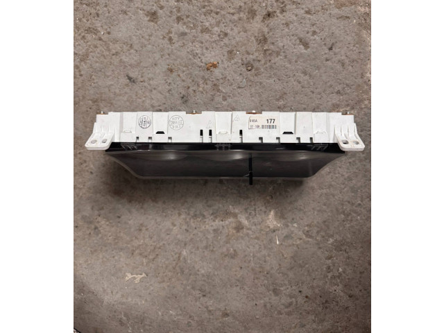 Панель приборов Mitsubishi Lancer