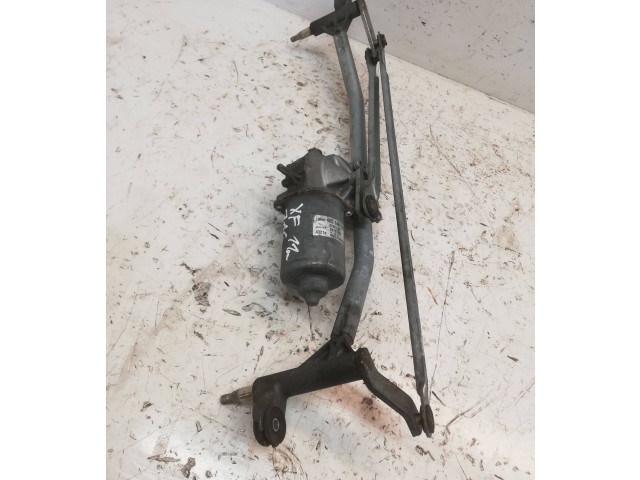 Моторчик дворников 8X2317500AD Jaguar XF