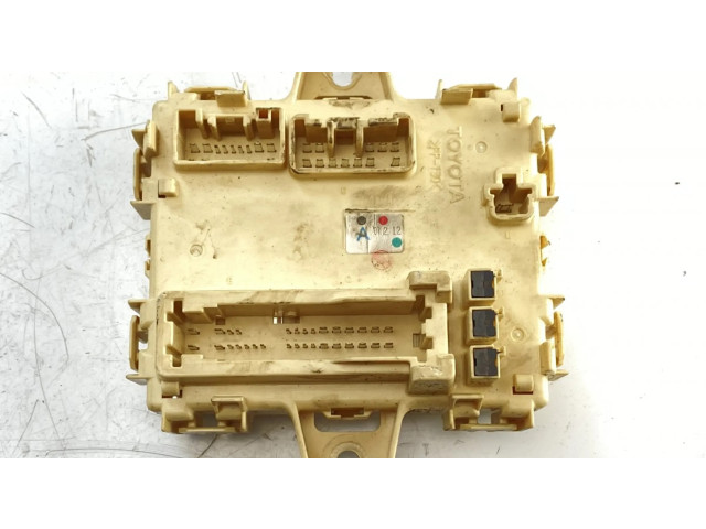   Pojistková skříňka    Toyota Harrier II XU30 2007