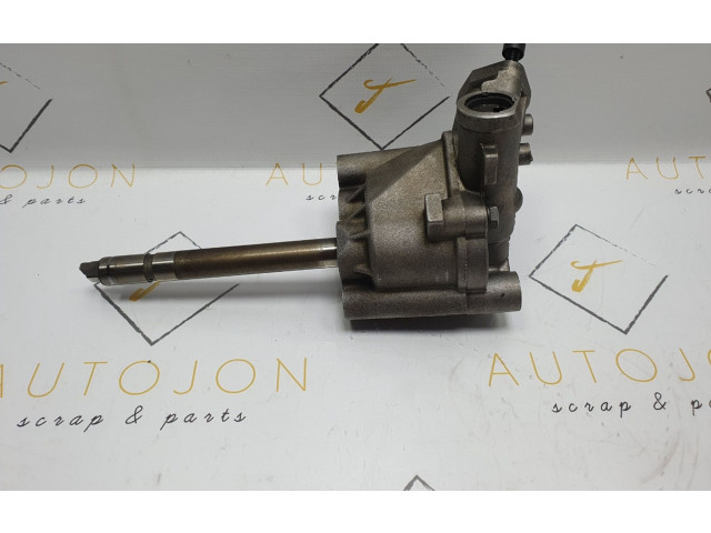 Масляный насос Volkswagen Transporter - Caravelle T4