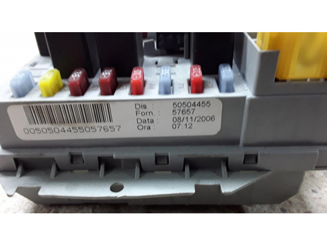 Pojistková skříňka 50504455 Alfa Romeo 159 2008