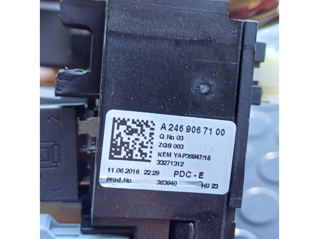   Pojistková skříňka A2469067100, 33271312   Mercedes-Benz CLA C117 X117 W117 2017