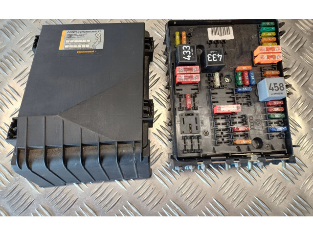 Блок предохранителей 1K0937124H Audi A3 S3 A3 Sportback 8P