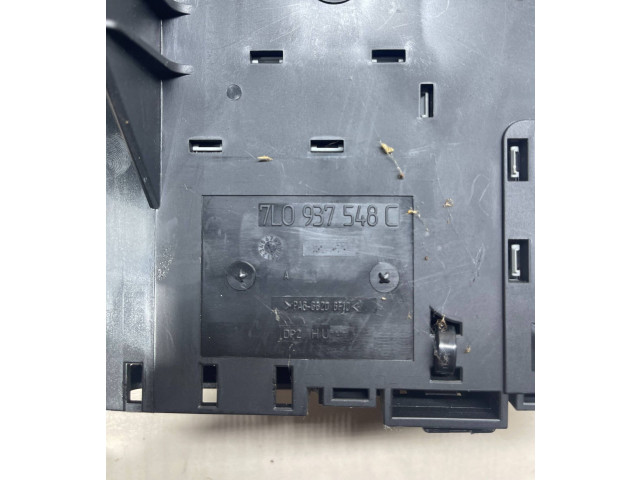   Pojistková skříňka 7L0937548C   Audi Q7 4L 2014