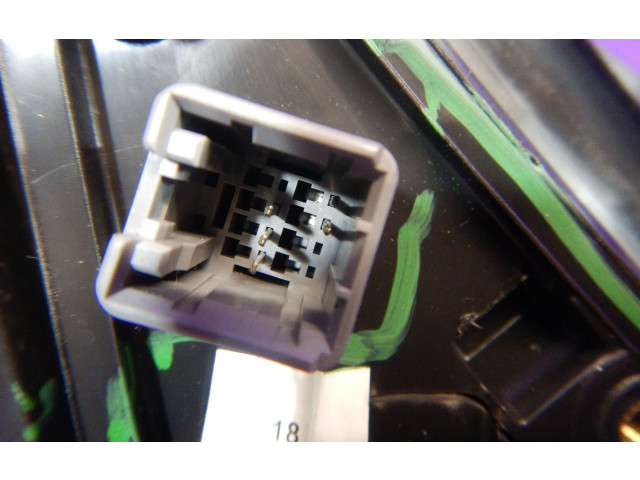 Zpětné zrcátko KIA Venga 2010