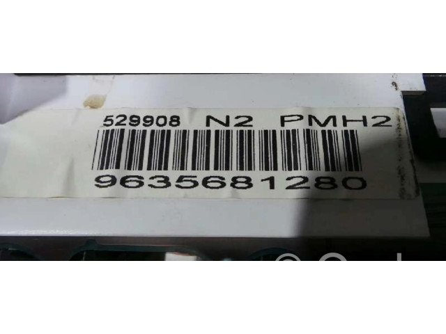 Přístrojová deska Citroen Berlingo 1963 9635681280