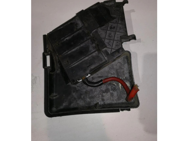   Pojistková skříňka    Volkswagen New Beetle 2008