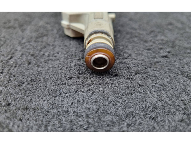 Vstřikovač 077133551Q, 0280155988 Audi A8 S8 D2 4D