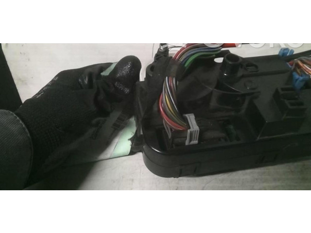 Блок управления климат-контролем 1688301985 Mercedes-Benz A W168