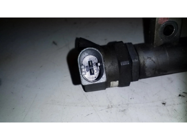 Vstřikovací lišta Mercedes-Benz A W169 pro naftový motor 2.0 OM 640.940