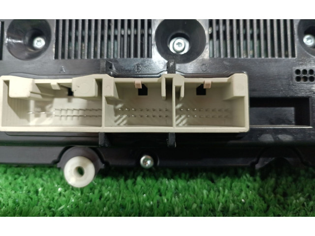 Модуль блока управления кондиционером 74793250, 74793250 Skoda Octavia Mk2 (1Z)