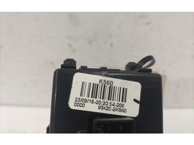 Ручка стеклоочистителей 934202Y660   KIA Ceed