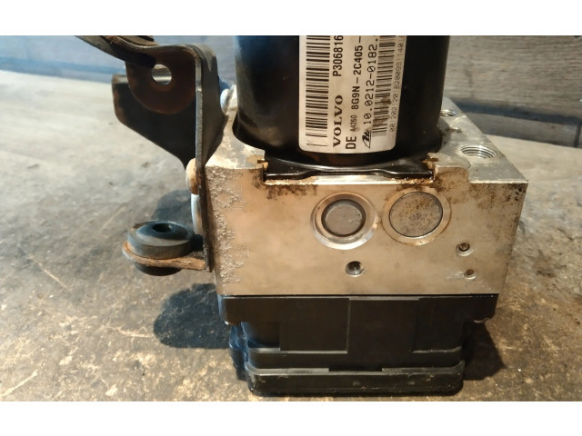 Блок АБС 30681619, P30681619   Volvo  V70  2008 - 2013 года