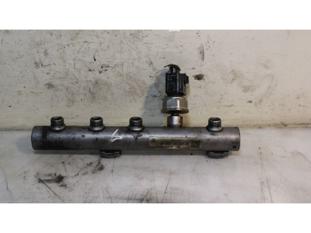 Топливная рампа    Audi A6 S6 C6 4F   для двигателя ASB