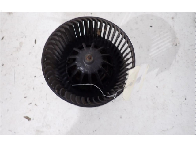 Вентилятор печки    272106020R   Dacia Duster