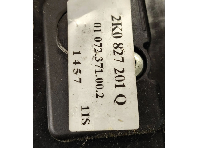 Zámek zadních dveří 2K0827201Q, 1457   Volkswagen Caddy 2007