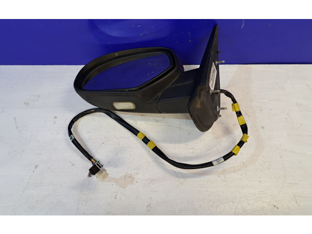 Зеркало электрическое Chevrolet Tahoe - года