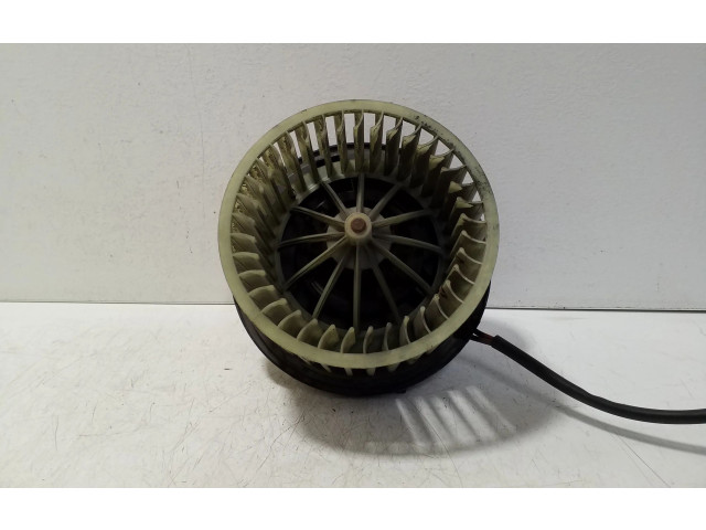 Вентилятор печки    893819021, LG73A30   Volkswagen PASSAT B4