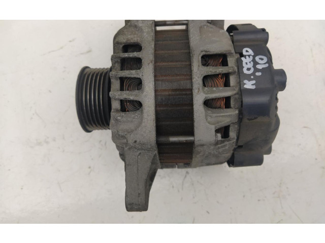 Генератор 373002B101 KIA Ceed
