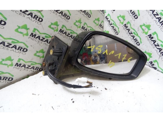 Зеркало (механическое)       Fiat Idea   -  года   