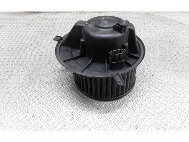 Вентилятор печки 1K1819015 Volkswagen Caddy