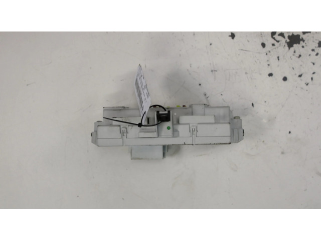 Блок предохранителей Alfa Romeo Giulietta