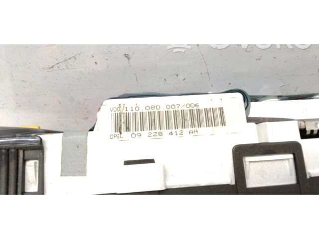 Přístrojová deska Opel Omega B2 2001 09228412AH, 24400698