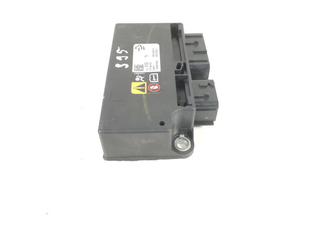 Блок подушек безопасности 13534490, 812586170 Chevrolet Camaro