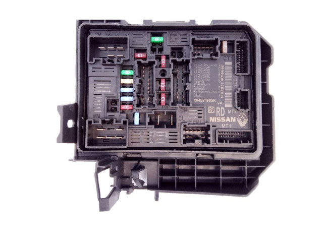 Модуль управления BSM 284B71965R, E2-A1-28-3   Dacia Sandero    