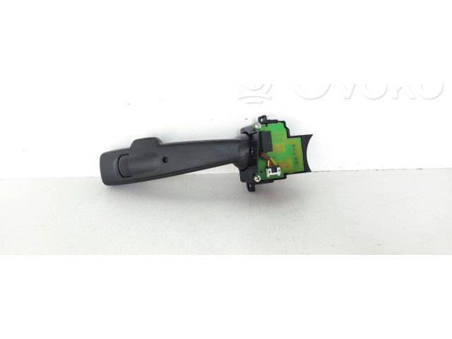 Ручка стеклоочистителей 17D770   Volvo C30