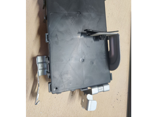 Блок управления 284B11PT0A Infiniti Q70 Y51