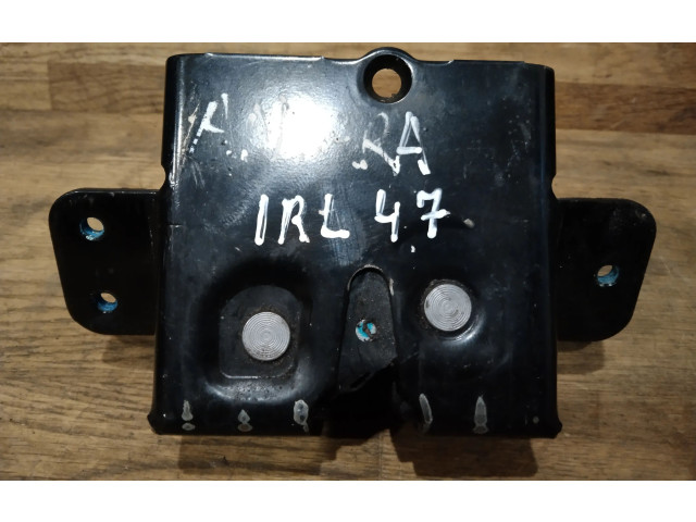 Zámek zadních dveří Opel Antara 2010