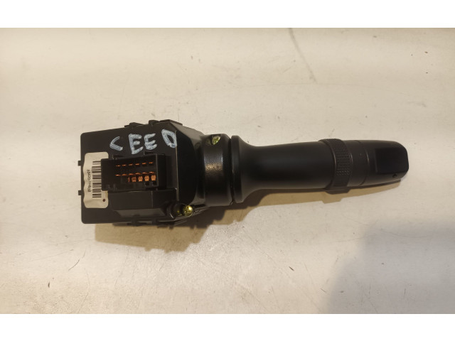 Ручка стеклоочистителей 934201H500 KIA Ceed