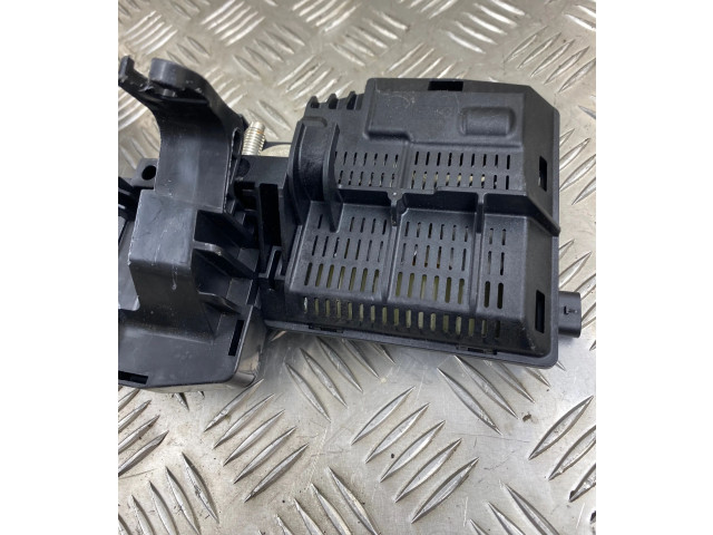   Pojistková skříňka A1665409315   Mercedes-Benz GLE (W166 - C292) 2017