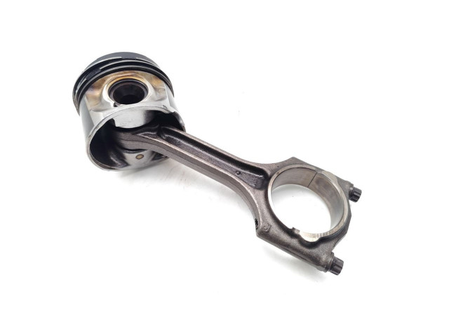  Поршень с шатуном D5204T2 D5204T2  Volvo V70  