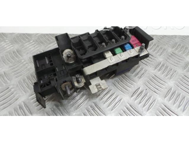 Pojistková skříňka A2465401350, A0035422319 Mercedes-Benz CLA C117 X117 W117 2014