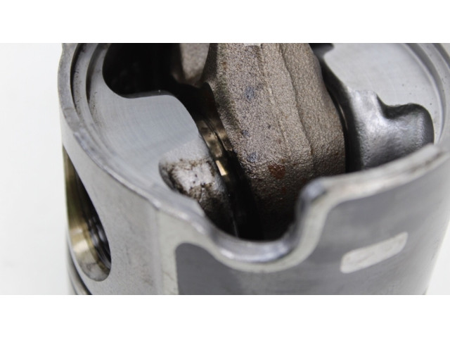 Поршень с шатуном RHY Citroen Xsara