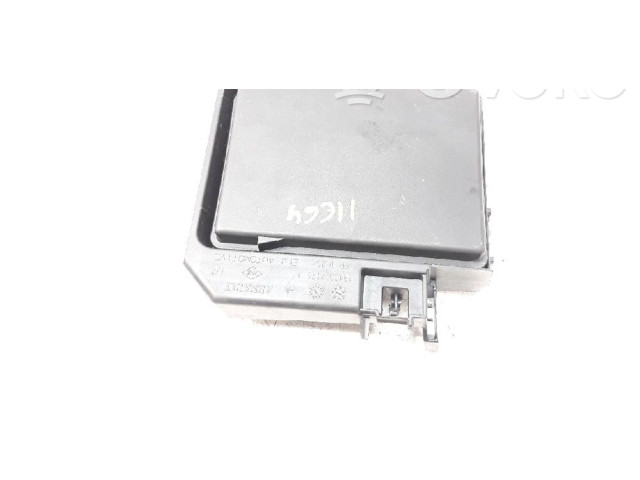 Блок предохранителей 284B71965R   Dacia Jogger    