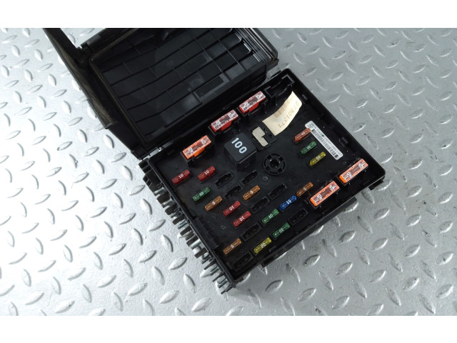 Pojistková skříňka 3C0937125A Volkswagen Tiguan 2008