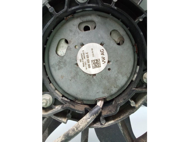 Вентилятор радиатора 6R0959455E Skoda Karoq